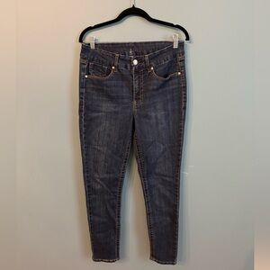 High-Rise Women’s Blue Jeans